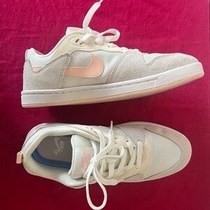 Nike SB Alleyoop Summit white & washed coral